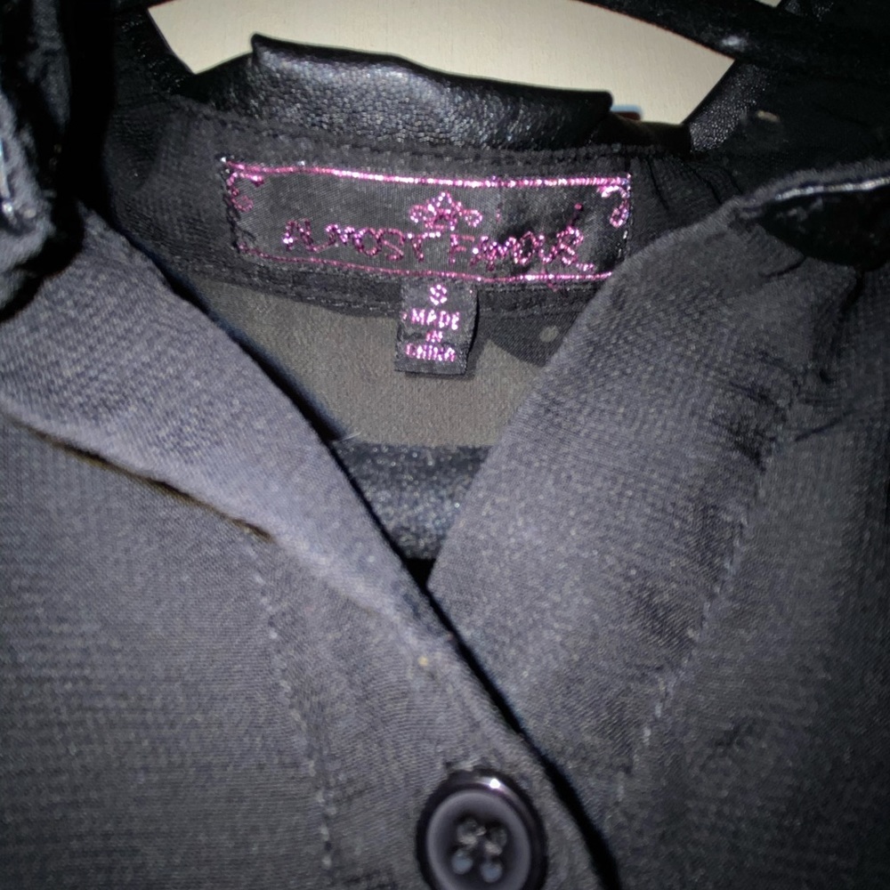 Almost Famous Button Up Top - Picture 3 of 3